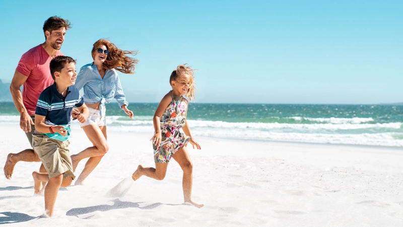 Famille sur la plage
