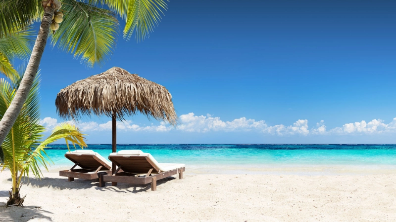 Chaises Umbrella Beach