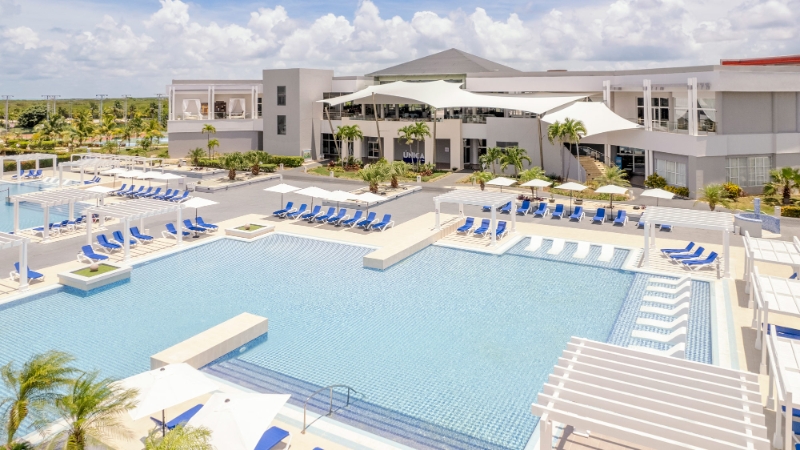 Melia Costa Rey Pool