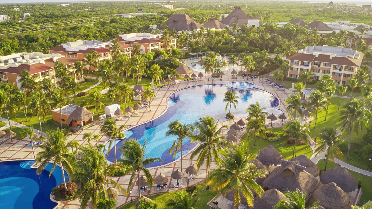 Vue aérienne de Bahia Principe Grand Coba