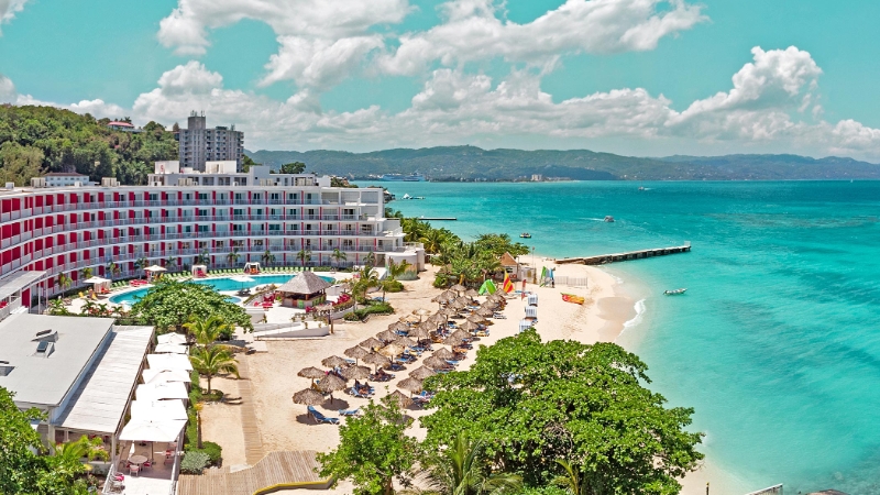 Royal Decameron Cornwall Beach