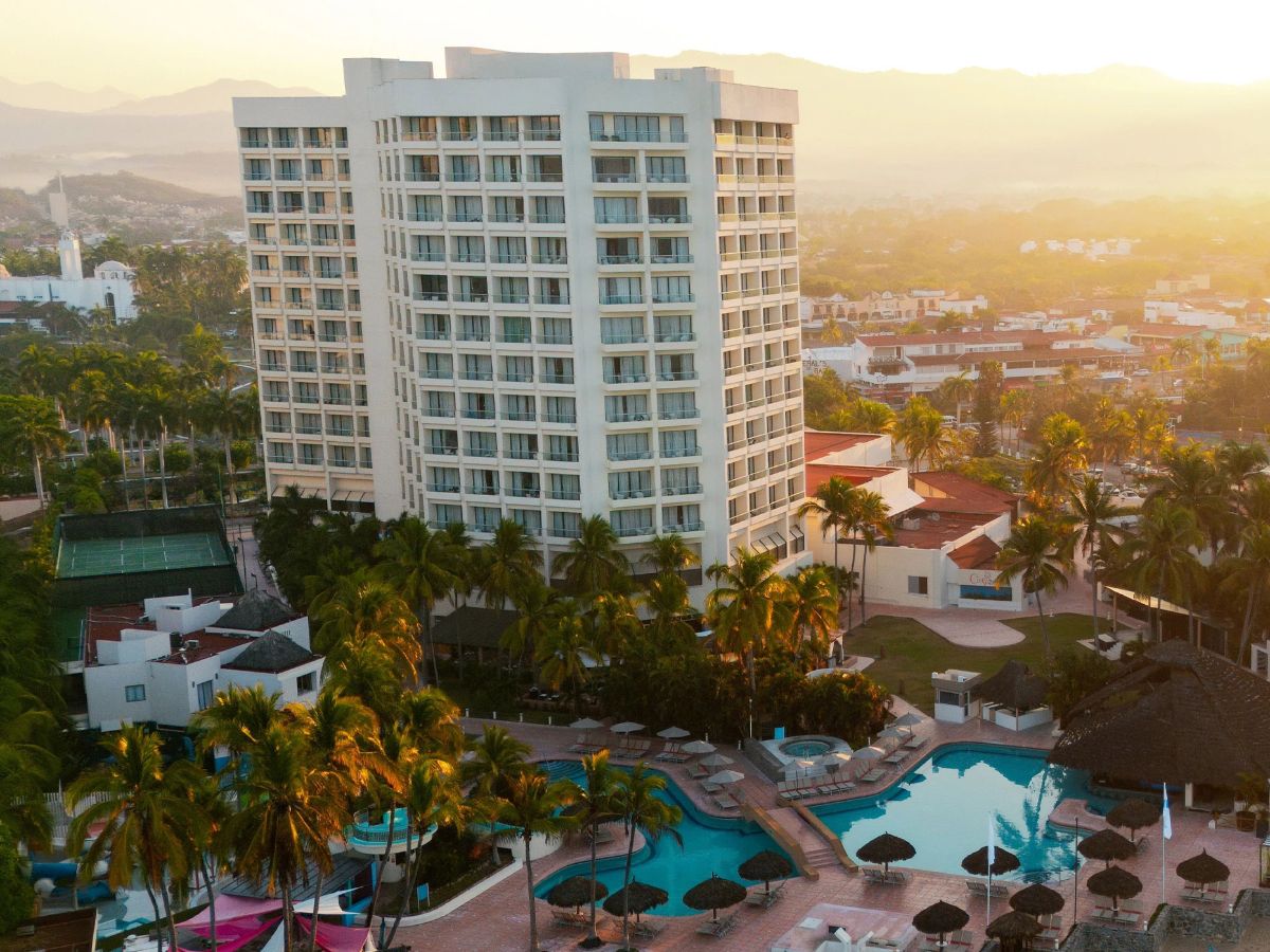 Sunscape Dorado Pacifico Ixtapa, photo 2 of 30