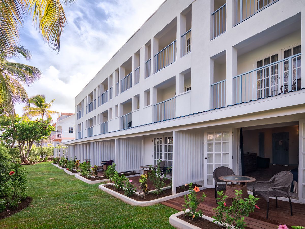 Time Out Hotel, photo 4 of 12