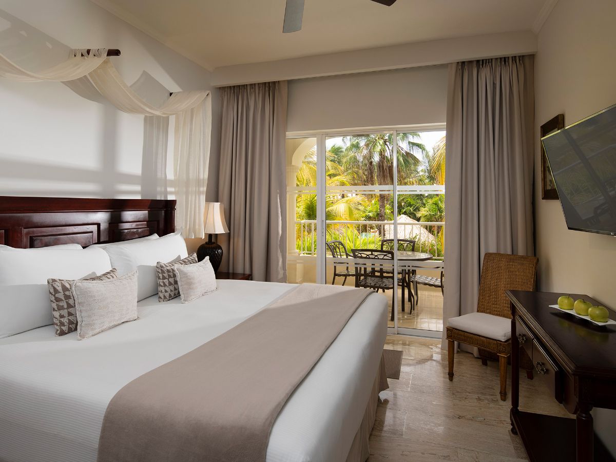 Chambre d'une suite principale The Level au Meliá Caribe Beach Resort