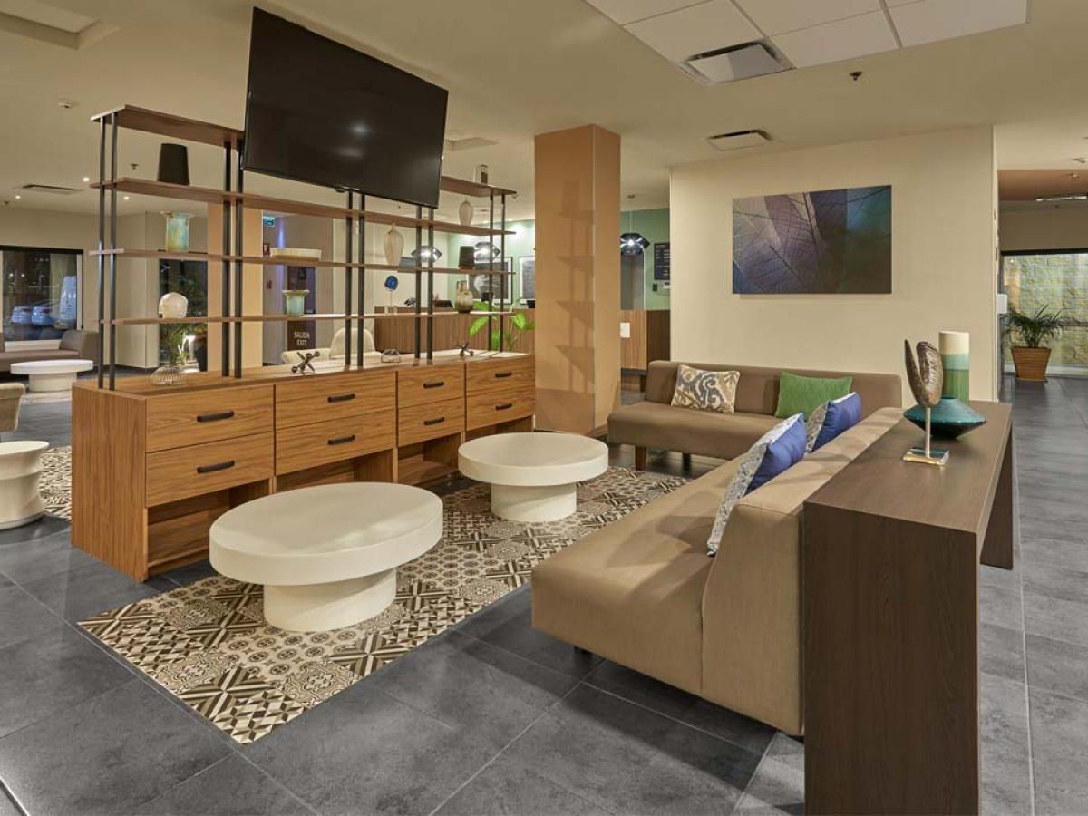 City Express Plus and Suites Cabo San Lucas, photo 4 of 26