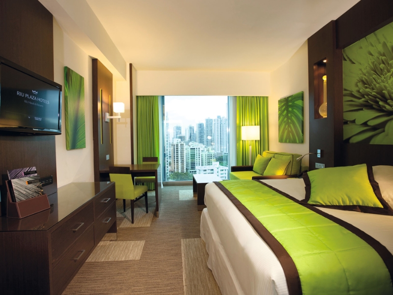 Deluxe king room