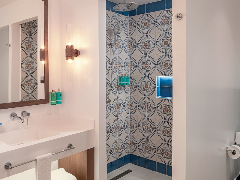 Privilege Junior Suite Bathroom