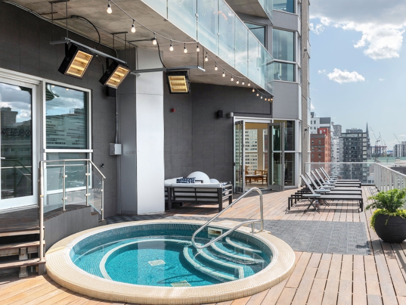 Outdoor Hot tub