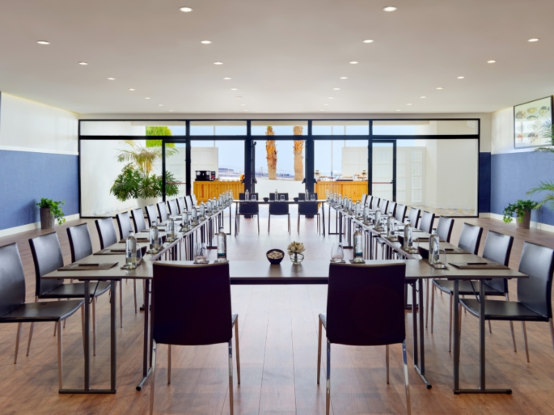 Ocean Meeting Room