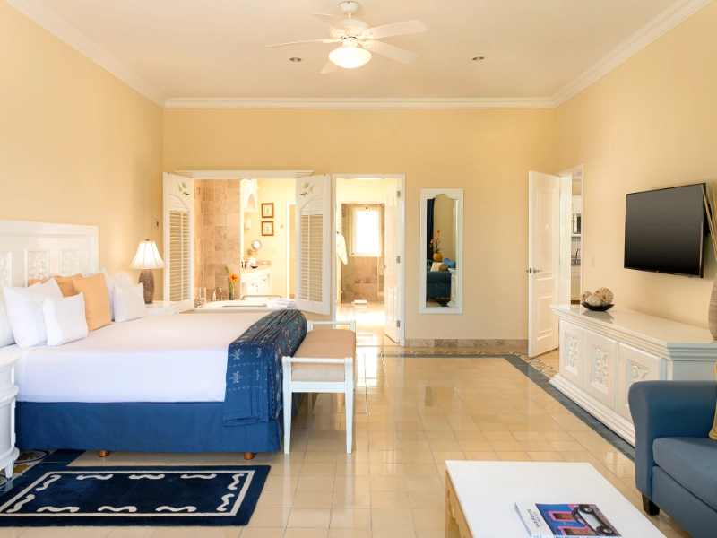 Villa Master Bedroom