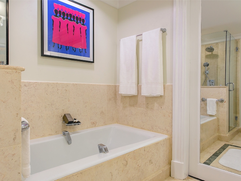 Luxury Oceanfront Bathroom