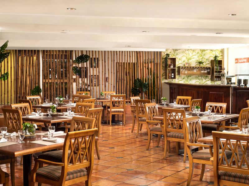 Fairway Grill Restaurant Buffet View