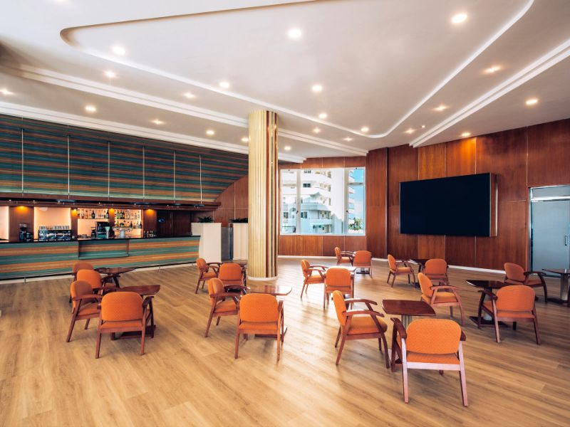 Lobby Bar