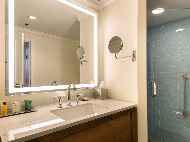 King Bathroom