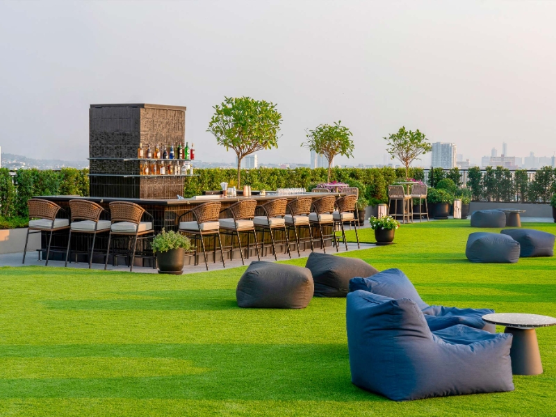 YiTong Rooftop Bar