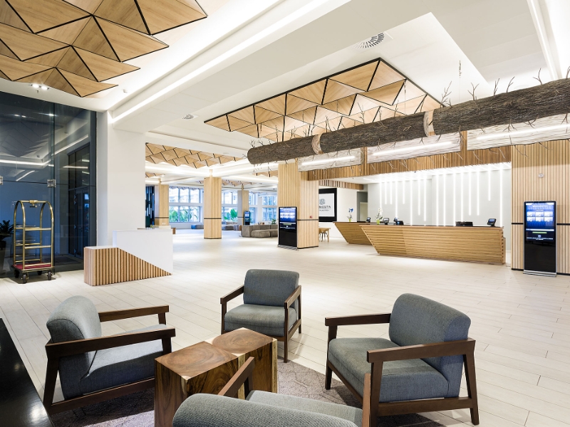 Lobby 02