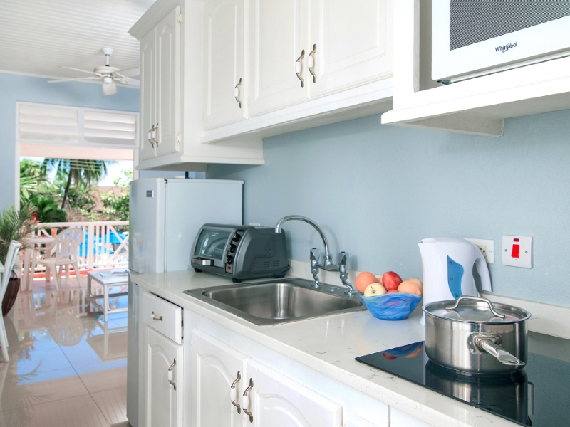 One Bedroom Garden Pool view Kitchen