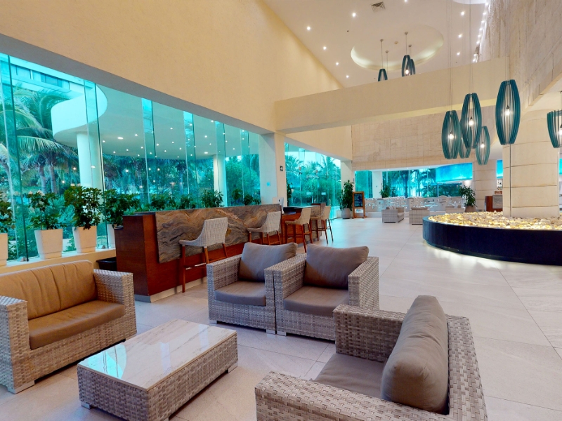 Lobby Bar