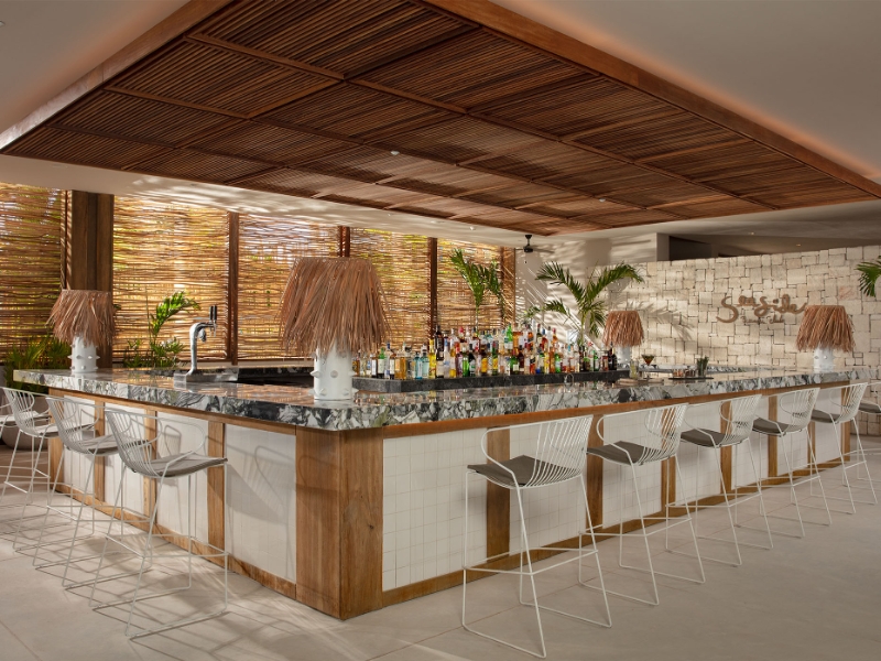 Seaside Beach Club Bar