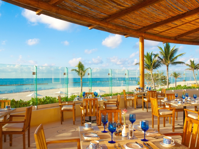 Azul Restaurant
