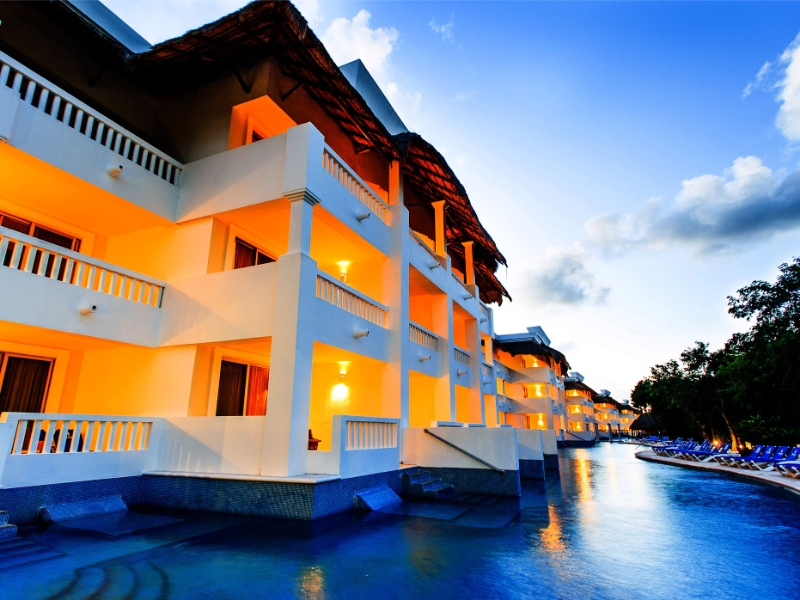 Swim Out Pool