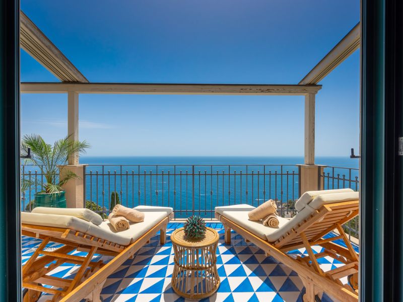 Isola Bella Penthouse Suite