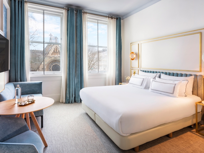 Premium King Room