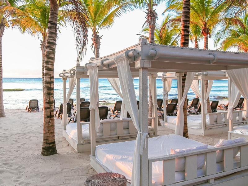 SelectClub beach
