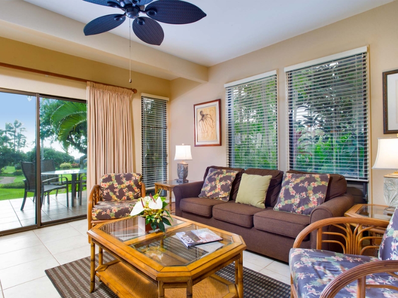 2 Bedroom Garden Living Area Kahala