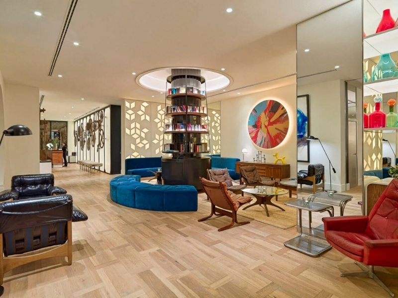 Lobby Bar