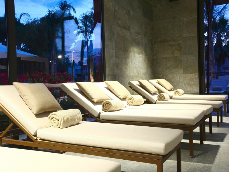 Relaxing Lounge