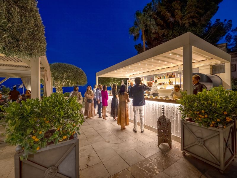 Terrace Lounge