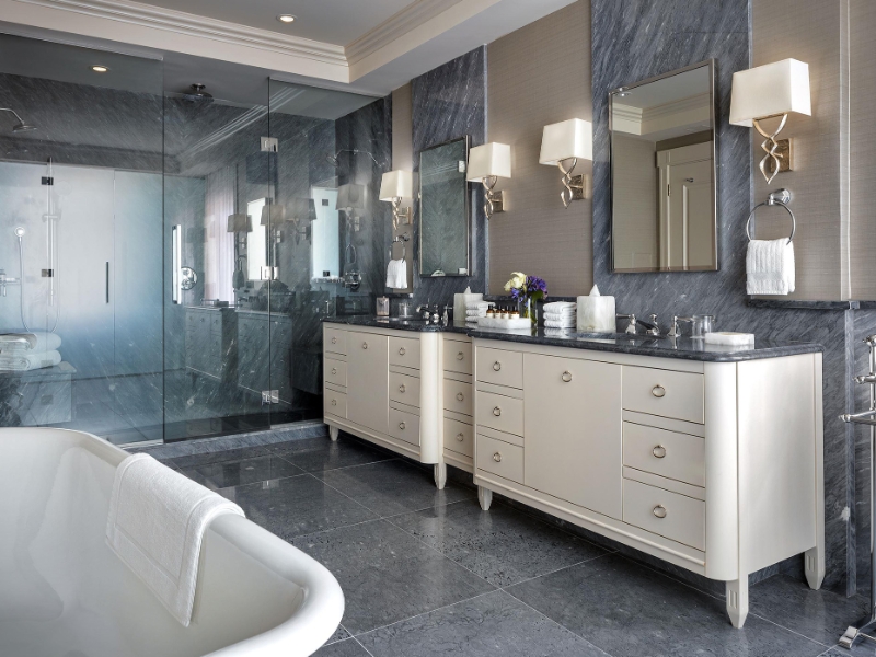 Royal Suite Master Ensuite Bathroom