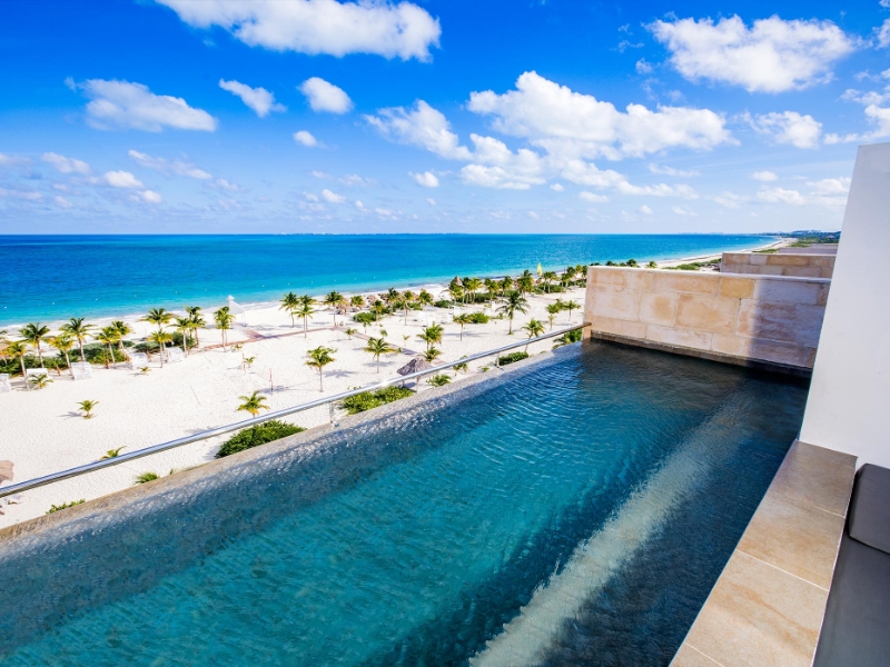 Elegance Club Plunge Pool Suite Ocean Front