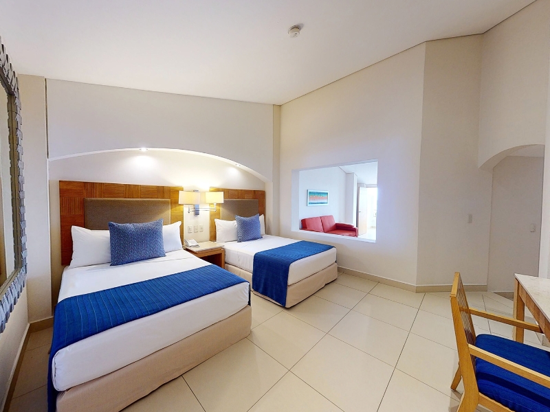 Royal Family Suite Pool view