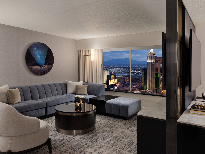 Executive King Suite Living area