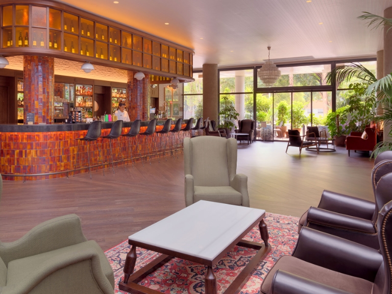 Daytime Lobby Bar