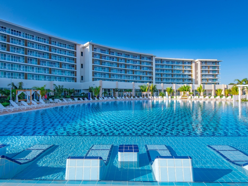 Grand Aston Varadero