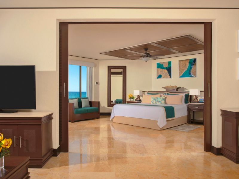 Preferred Club Ocean Front Master Suite