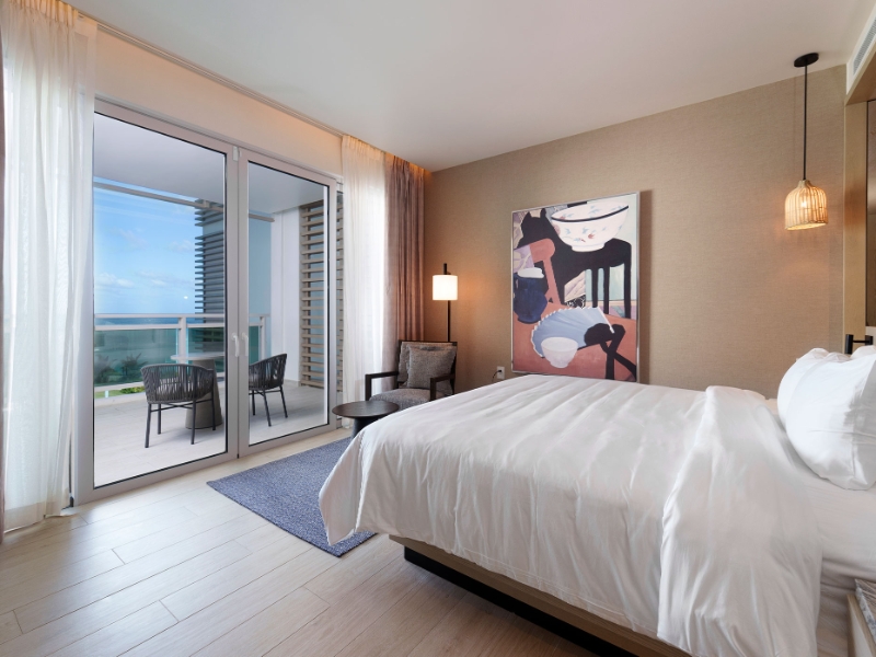 Deluxe King Ocean View