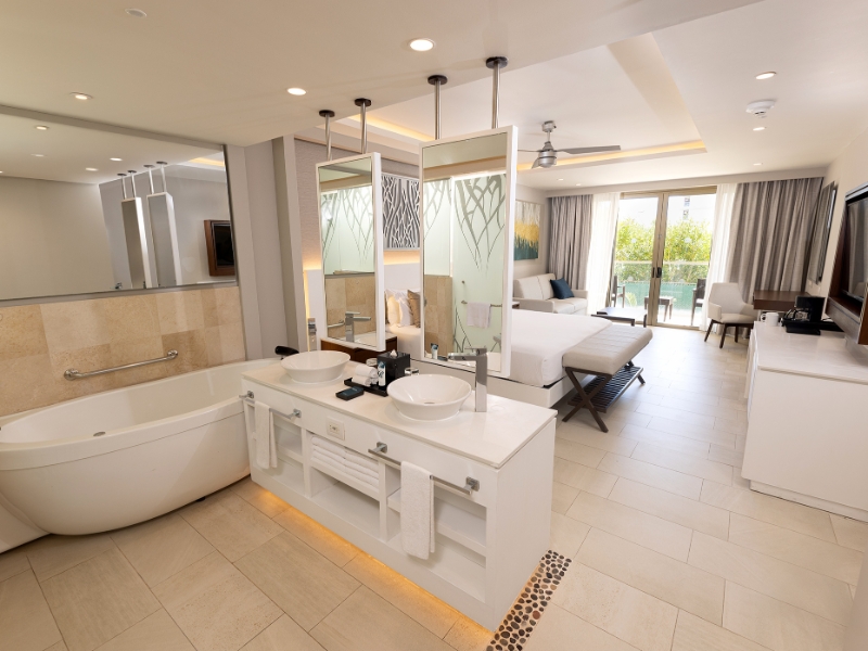 Luxury Junior Suite Room