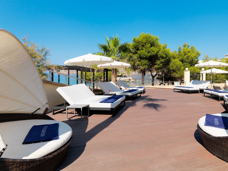 Lounges