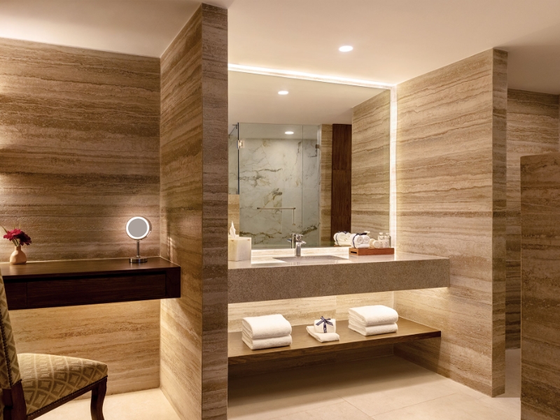 Master Suite Sunset View Bathroom