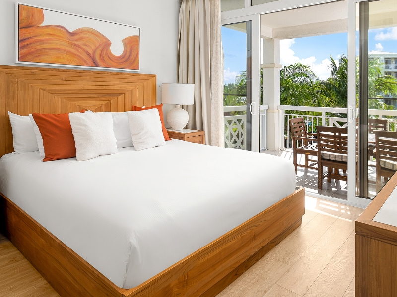 Deluxe One Bedroom Garden Suite Bedroom