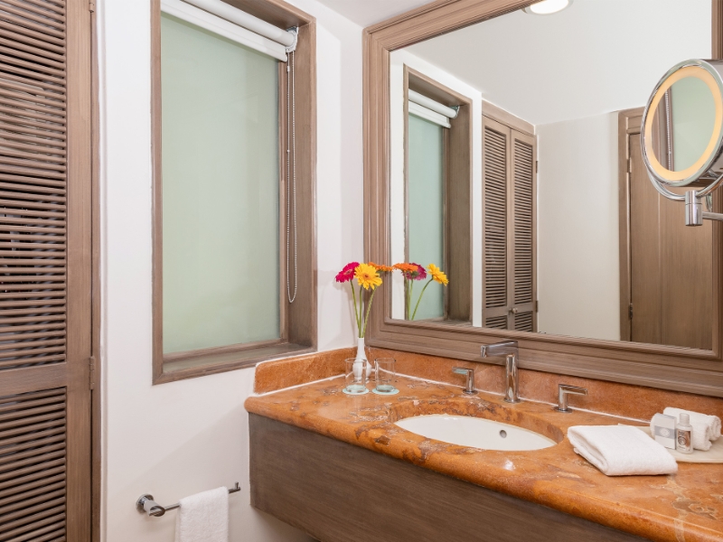 Standard Bathroom