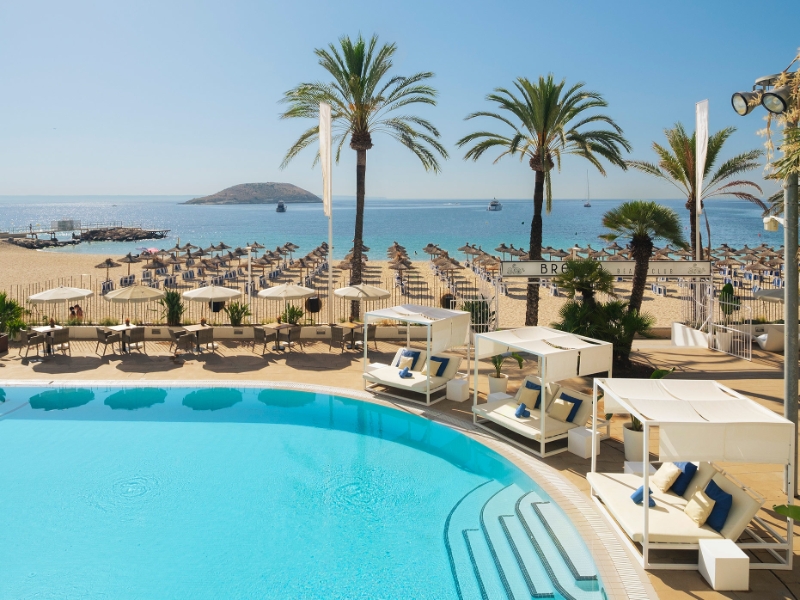 HouseMallorca Breeza Beach Club Pool Adults Only