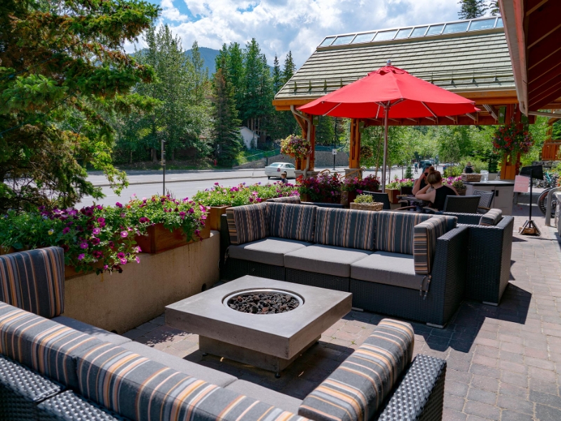 Restaurant Patio