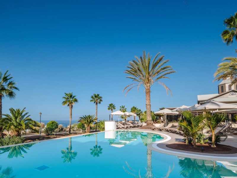 Infinity Pool