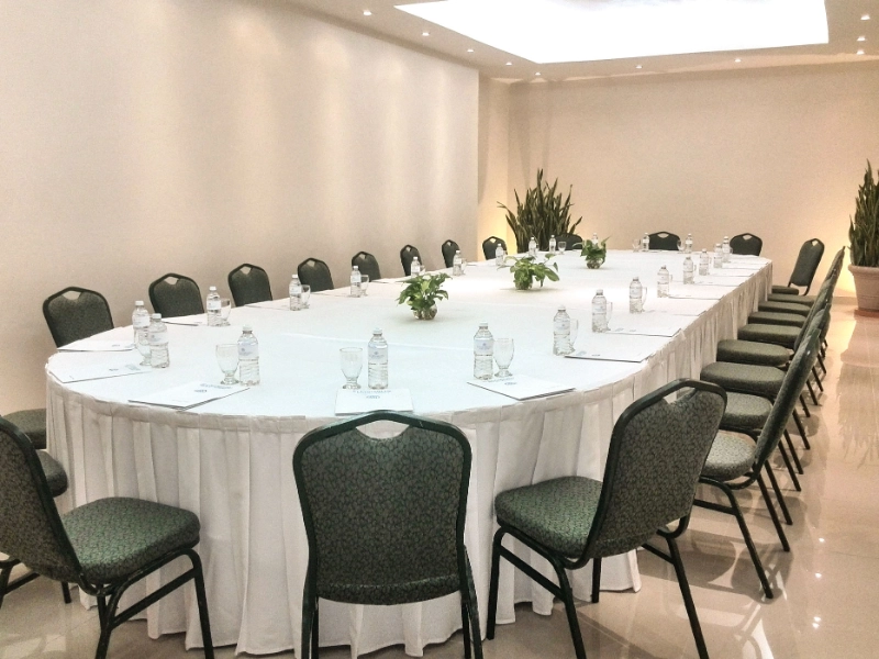 Meeting Room Maya