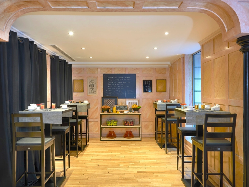 Breakfast Buffet Restaurant